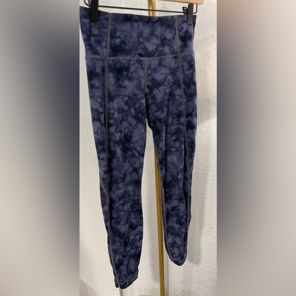 Athleta Blue Tie-Dye High-Rise Leggings | Size Small - Picture 4 of 11